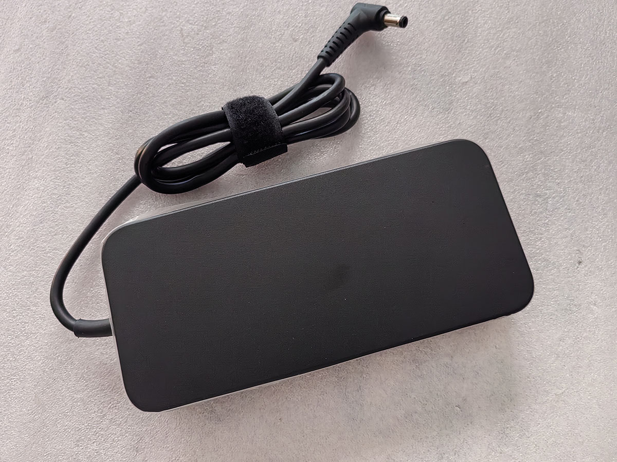OEM Slim Delta 20V 11.5A 230W  - Pc Gaming Uk review and price