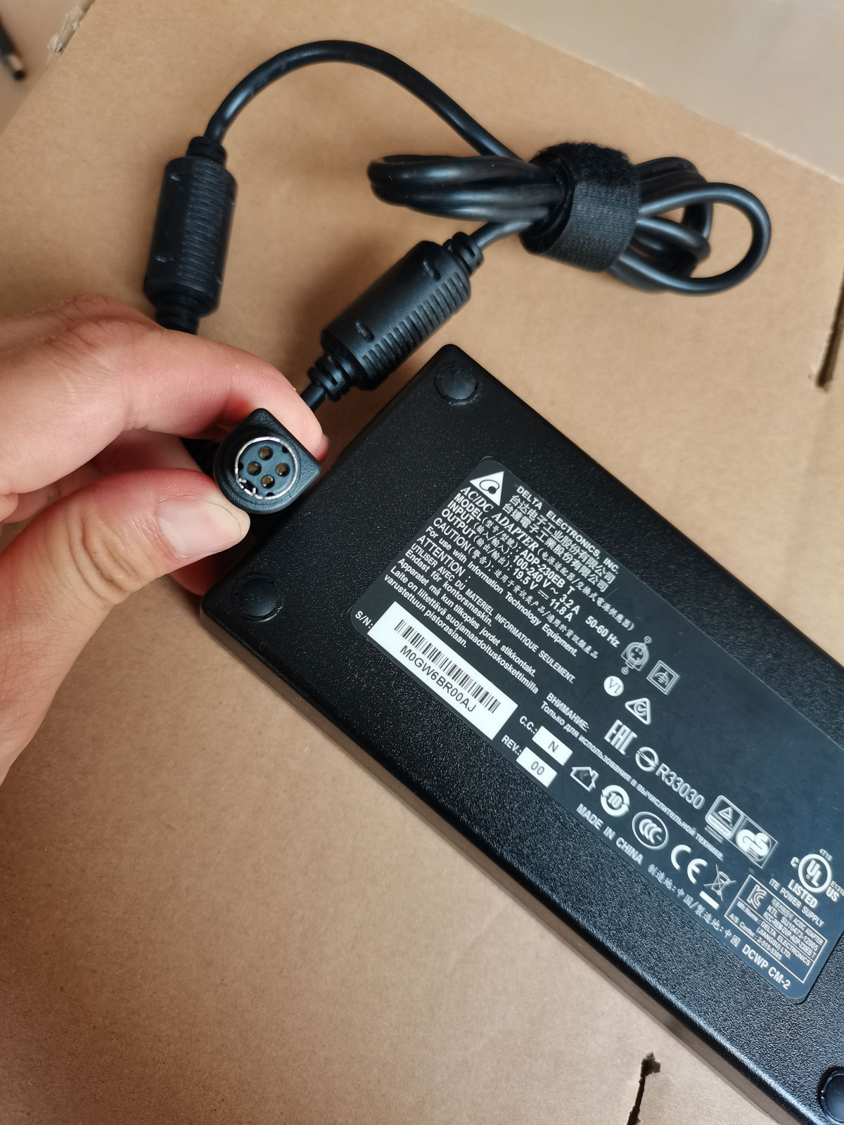 OEM Delta 230W 19.5V 11.8A ADP - Pc Gaming Uk review and price